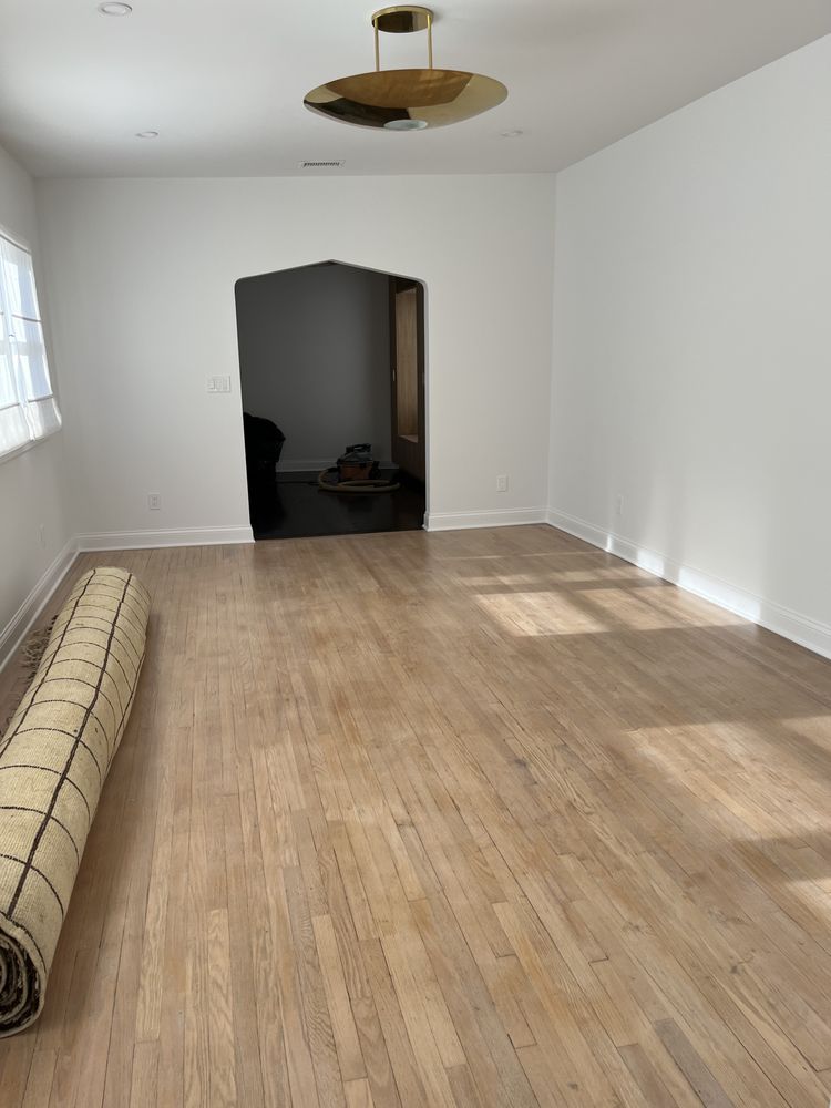 Slide of Green Oak Builders