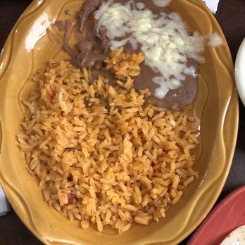 El Cabrito - Beans & cheese and rice - Mexican Near Me - St Robert, Missouri