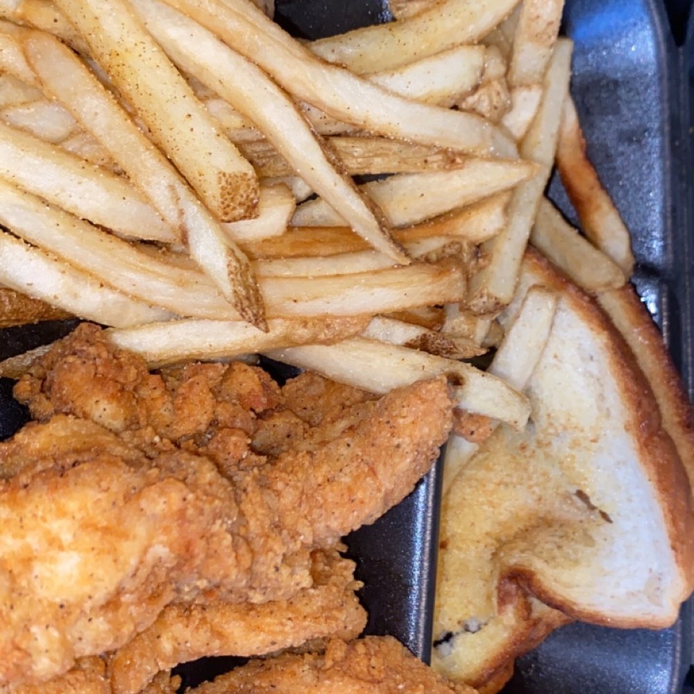 Slim Chickens - Also got the chicken tenders 7/10 fries were salty. The bread let me tell you it was like the whole stick of butter was in there 0/10. - Southern Near Me - Houston, Texas Slim Chickens - Also got the chicken tenders 7/10 fries were salty. The bread let me tell you it was like the whole stick of butter was in there 0/10. - Southern Near Me - Houston, Texas