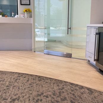 Palm Springs Endodontics - Guest Waiting Area - Endodontists Near Me - Palm Springs, California Palm Springs Endodontics - Guest Waiting Area - Endodontists Near Me - Palm Springs, California