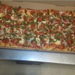 Fox's Pizza Den