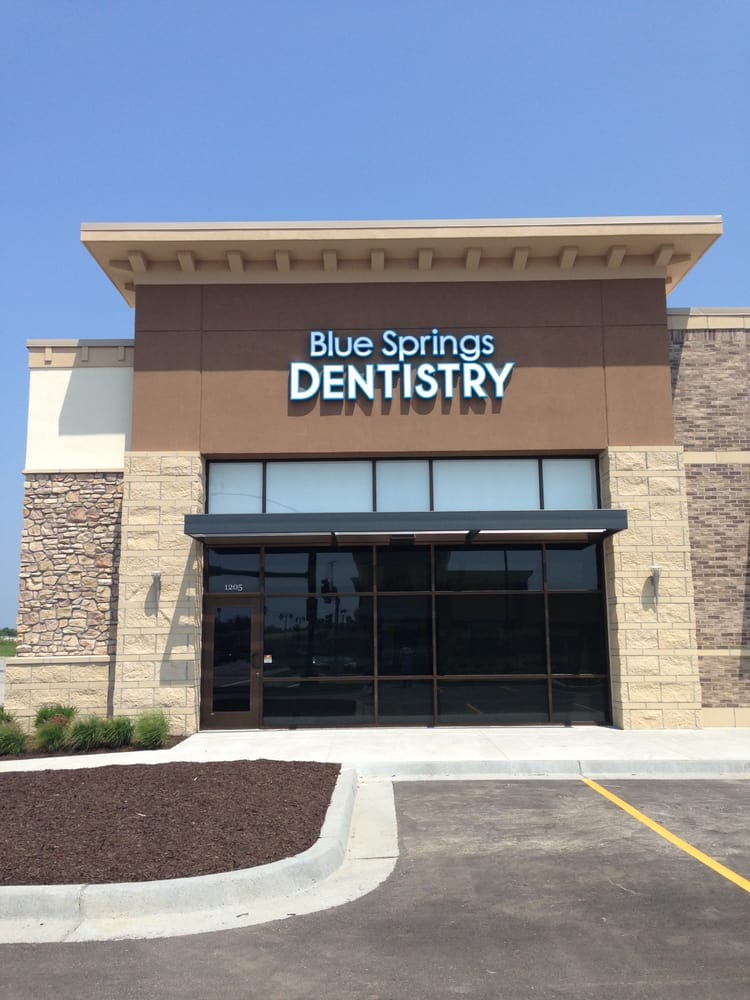 BLUE SPRINGS DENTISTRY Updated October 2024 1205 NE Coronado Dr, Blue Springs, Missouri