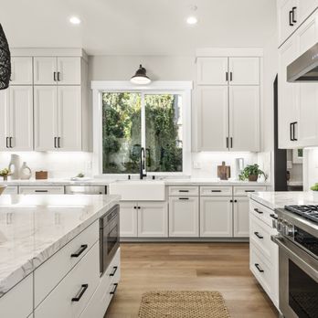 Kitchen Design Center - Custom Home in Folsom - Kitchen & Bath Near Me - Sacramento, California Kitchen Design Center - Custom Home in Folsom - Kitchen & Bath Near Me - Sacramento, California