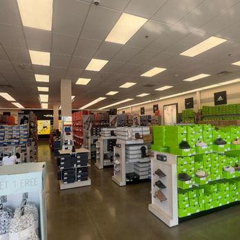 Rack Room Shoes - Shoe Stores Near Me - Greer, South Carolina