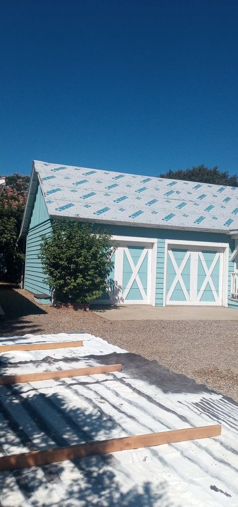 Slide of Berumen Roofing