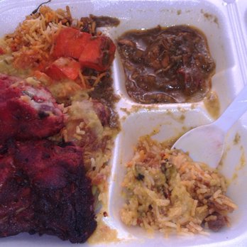 The Curry Club - The chicken saag is wonderful! - Indian Near Me - Raleigh, North Carolina