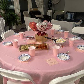 Posh Express Rentals - Table chairs and linens in great condition. - Party Equipment Rentals Near Me - Las Vegas, Nevada Posh Express Rentals - Table chairs and linens in great condition. - Party Equipment Rentals Near Me - Las Vegas, Nevada