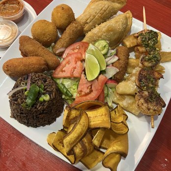 Que Bola Cuban Cafe - Bandeja Que Bola @veefoodlife - Cuban Near Me - Des Plaines, Illinois Que Bola Cuban Cafe - Bandeja Que Bola @veefoodlife - Cuban Near Me - Des Plaines, Illinois