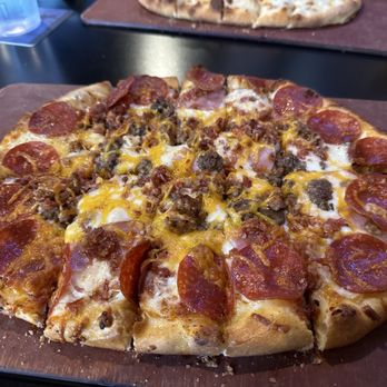 Independent Ale House - Carnivore Pizza. - Bars Near Me - Rapid City, South Dakota Independent Ale House - Carnivore Pizza. - Bars Near Me - Rapid City, South Dakota
