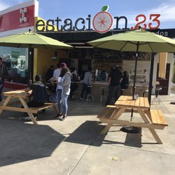 Estacion 23 - Juice and smoothies with awesome sandwiches!