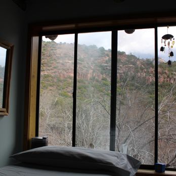 Therapy On the Rocks - Red rock views while receiving therapy - Physical Therapy Near Me - Sedona, Arizona Therapy On the Rocks - Red rock views while receiving therapy - Physical Therapy Near Me - Sedona, Arizona