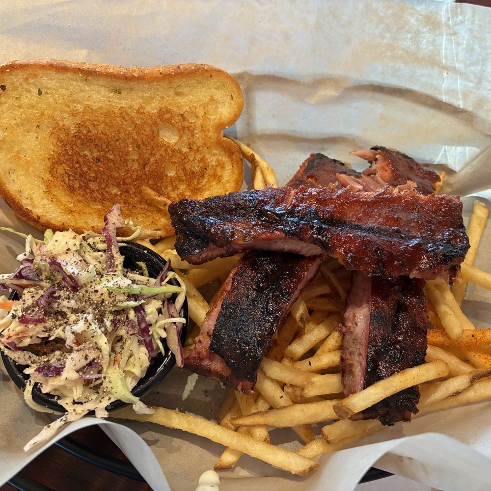 Morro Grill - 1/2 rack ribs - 1/2 portion - American Near Me - Morro Bay, California