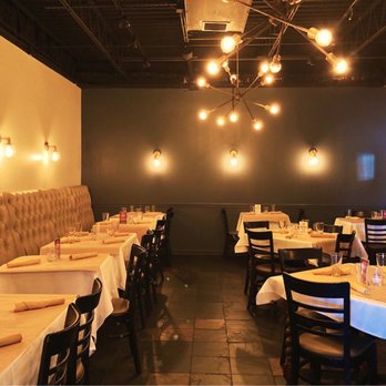 Bird and Bottle - Seating area - New American Near Me - Tulsa, Oklahoma