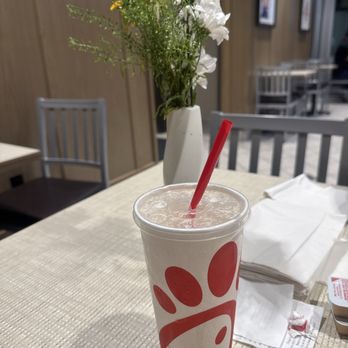 Chick-fil-A - Fresh flowers, no less! - Salad Near Me - Pasadena, California Chick-fil-A - Fresh flowers, no less! - Salad Near Me - Pasadena, California