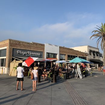 Hermosa Beach Pier - One of my favorite restaurants on the pier - Beaches Near Me - Hermosa Beach, California Hermosa Beach Pier - One of my favorite restaurants on the pier - Beaches Near Me - Hermosa Beach, California