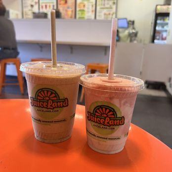 JuiceLand - Strawberry Cloud - Juice Bars & Smoothies Near Me - Austin, Texas