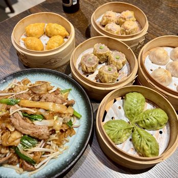 Dynasty Dumpling - B6. Corn with Chicken Mushroom Dumplings B9. Hot and Spicy Pork XLB Beef Siu Mai B3. Vegetable Dumplings Beef Chow Fun - Dim Sum Near Me - San Francisco, California Dynasty Dumpling - B6. Corn with Chicken Mushroom Dumplings B9. Hot and Spicy Pork XLB Beef Siu Mai B3. Vegetable Dumplings Beef Chow Fun - Dim Sum Near Me - San Francisco, California