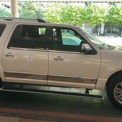Express Executive Cars - Lincoln Navigator