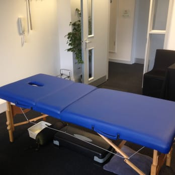 Crawley Chiropractic Centre - Chiropractors Near Me - Crawley, WSX Crawley Chiropractic Centre - Chiropractors Near Me - Crawley, WSX
