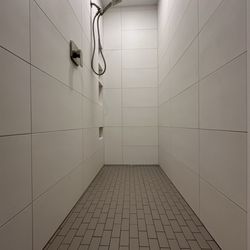 Reliable Men Construction - Bathroom