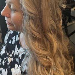 Razzmatazz Hair Salon - Beautiful blonde highlights and styled
