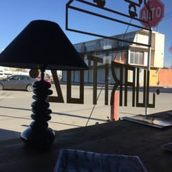 Juaritoz Café & Horneria - Sitting by the window waiting on my Chemex