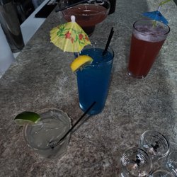 Elegance Bar & Grill - Happy Hour