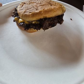 Old County Burger - Cheeseburger. - Burgers Near Me - Pine, Arizona Old County Burger - Cheeseburger. - Burgers Near Me - Pine, Arizona