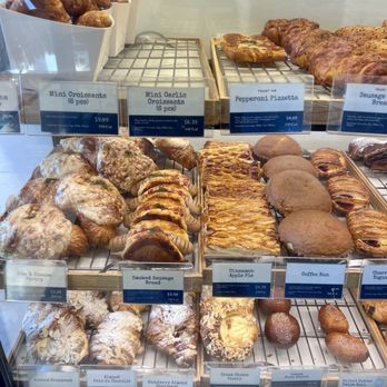 Paris Baguette - Coffee & Tea Near Me - Garden Grove, California