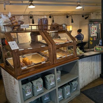 The Rhu - Cafes Near Me - Asheville, North Carolina
