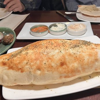 Amoura Restaurant - Mediterranean Near Me - South San Francisco, California