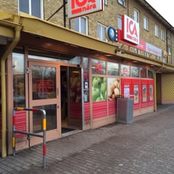 ICA Björnen - Entré.