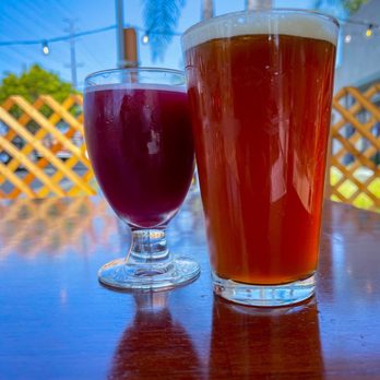 Broken Timbers Brewing Company - Tunnel One Red and the berry seltzer - Breweries Near Me - Anaheim, California