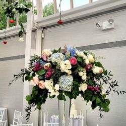 Bride & Blossom