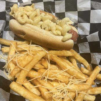 The Bulldog Downtown - Downtown Mac & Cheese Dog - Bars Near Me - Minneapolis, Minnesota The Bulldog Downtown - Downtown Mac & Cheese Dog - Bars Near Me - Minneapolis, Minnesota