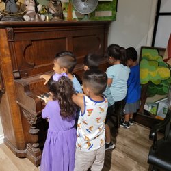 Ready-Set-Grow - Having fun on the piano