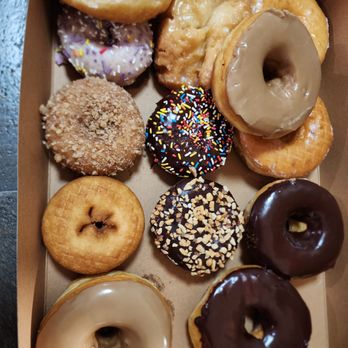 Donut Queen - Donuts!!!!! - Donuts Near Me - San Dimas, California