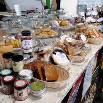 Candlewood Market - Cafes Near Me - Fairfield, Connecticut