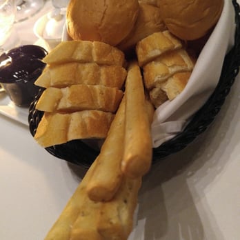 Amuse Bouche - Bread basket - French Near Me - Hong Kong, HK