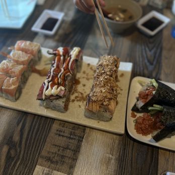I Love Sushi - Lemon Salmon, Dynamite, King Kong, & Spicy Tuna hand rolls - Sushi Bars Near Me - Davis, California