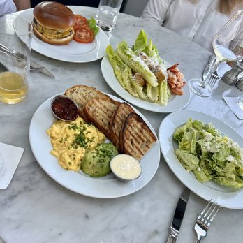 RH Rooftop Restaurant at RH West Palm - IG - @LaGordaDeMiami - Wine Bars Near Me - West Palm Beach, Florida RH Rooftop Restaurant at RH West Palm - IG - @LaGordaDeMiami - Wine Bars Near Me - West Palm Beach, Florida