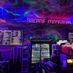 Arcade Monsters - Menu and bar at Arcade Monsters.