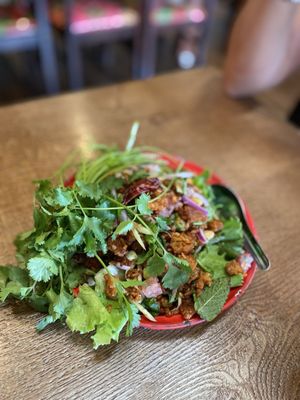 Saap Ver Damn Good! Thai street food by null