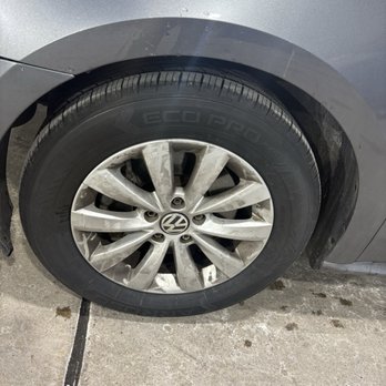 Hood's Tire Service - Tire - Tires Near Me - Detroit, Michigan Hood's Tire Service - Tire - Tires Near Me - Detroit, Michigan