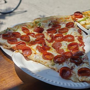 King Slice - Pizza Near Me - Toronto, Ontario King Slice - Pizza Near Me - Toronto, Ontario