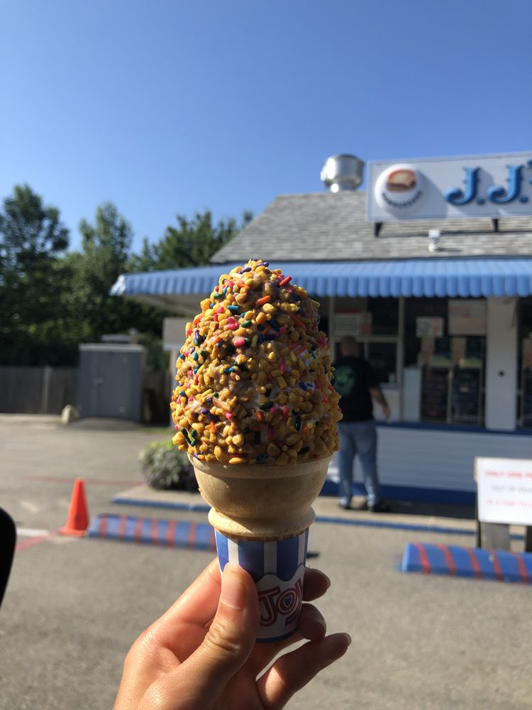 JJ’S DAIRY HUT Updated September 2024 21 Photos & 38 Reviews 140