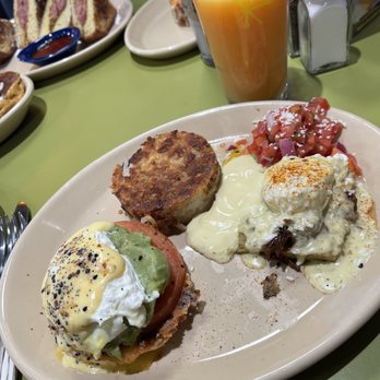 Snooze, an A.M. Eatery - Egg Benedict - Breakfast & Brunch Near Me - Nashville, Tennessee