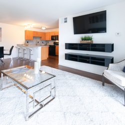 Carr Apartments