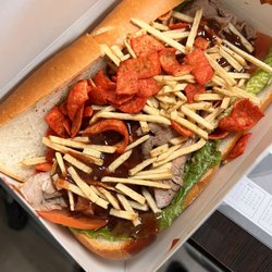 Prunedale Market - The tri-tip sandwich is always cooked to perfection and has such great flavor. Everything is delicious and seasoned perfectly.