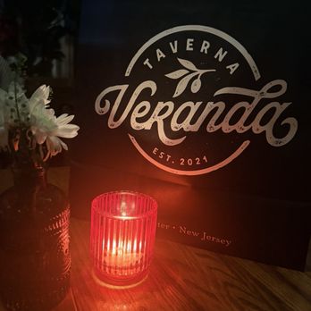 Taverna Veranda - Table by the water - Mediterranean Near Me - Edgewater, New Jersey
